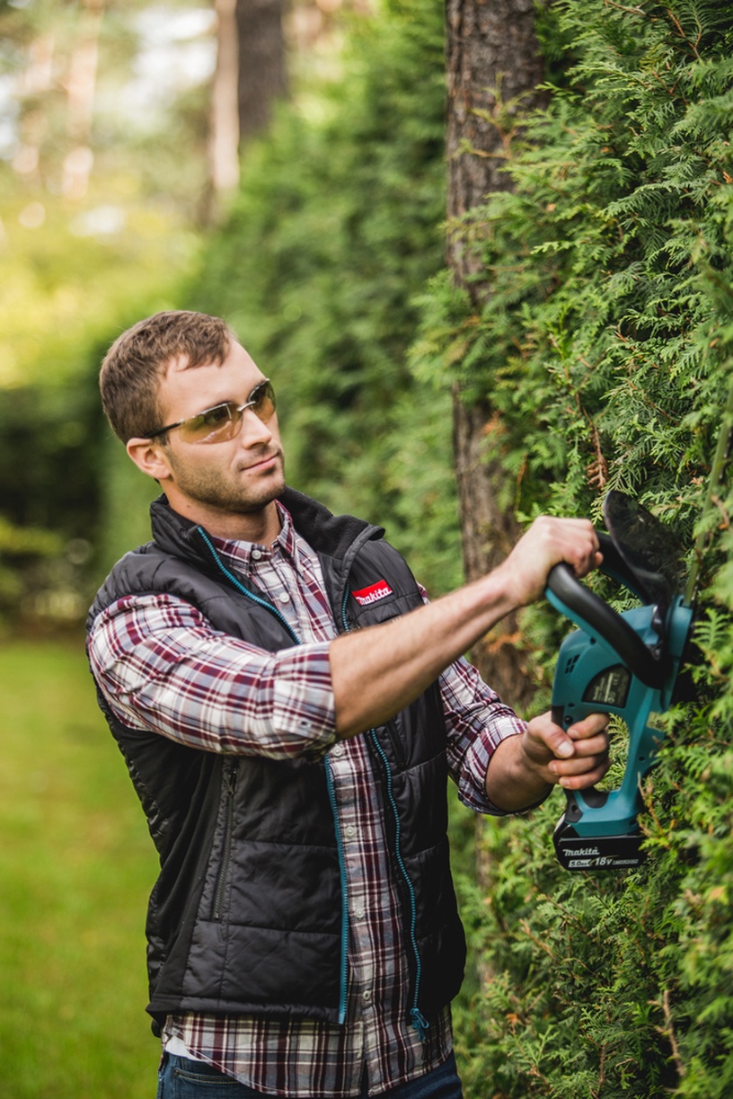 Аккумуляторный кусторез Makita DUH523RF, 18 В