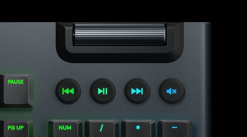 Klaviatuur Logitech G815 LightSync GL Linear, EN, must