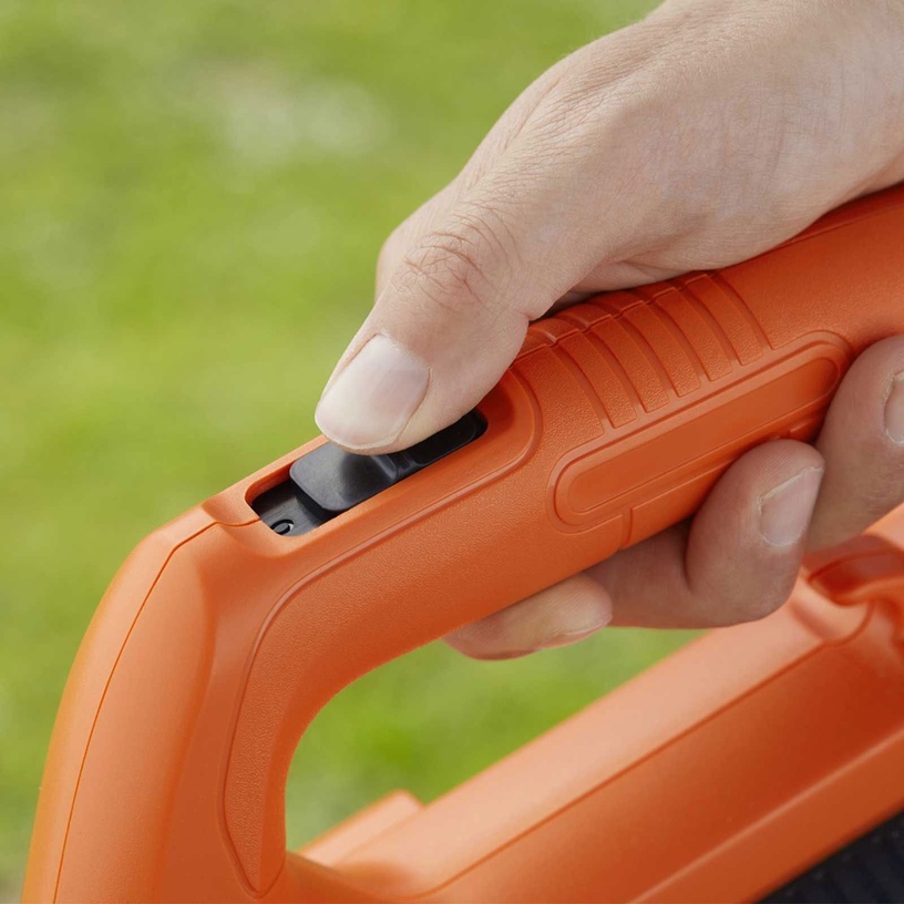 Bezvadu lapu pūtējs Black & Decker BCBL200L
