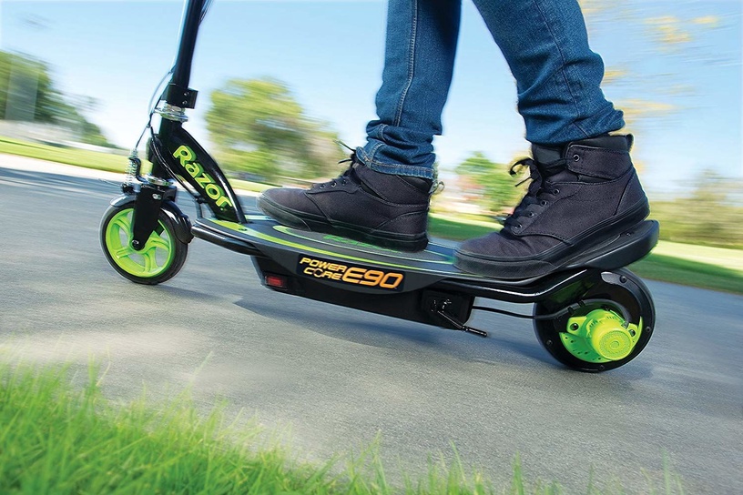 Elektriskais skūteris Razor E90, melna/zaļa