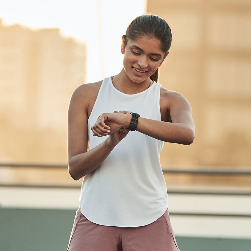 Nutikell Fitbit Versa 2, must