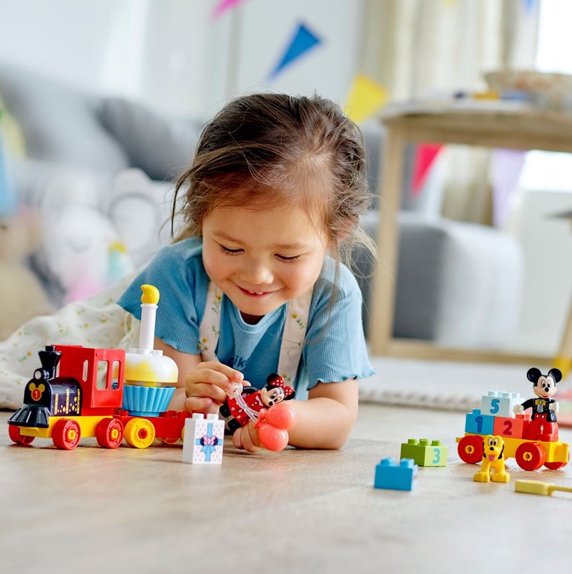 Konstruktors LEGO DUPLO® | Disney Mickey and Friends Mikipeles un Minnijas dzimšanas dienas vilciens 10941, 22 gab.