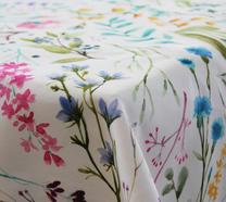 Staltiesė stačiakampė Domoletti DJT-1076, balta/įvairių spalvų, 140 x 300 cm