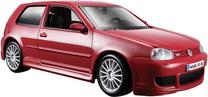 Игрушечная машина Maisto Volkswagen Golf R32 531290, красный цв.