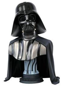 Rotaļlietu figūriņa Diamond Select Toys Legends in 3D: Star Wars Darth Vader, melna krās.