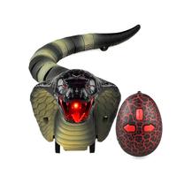 Игрушечное животное змея Cobra RC0419, зеленый цв.