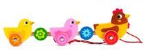 Развивающая игра Iwood Pull Along Chick Family