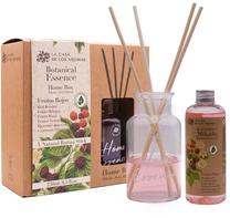 Комплект La Casa De Los Aromas Botanical Essence Box Red Fruits, 250 мл