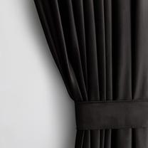 Naktinė užuolaida Restilo Velvet, juoda sp., 140 cm x 245 cm