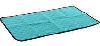 Vairākkārt lietojams uzsūcošs paklājs suņiem Flamingo TRAINING PAD, 41.5 cm x 69 cm zaļa krās.