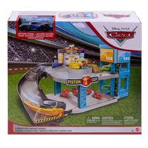 Игрушечная гоночная машина Mattel Marvel Disney Florida 500 Racing Garage Playset FWL70, многоцветный