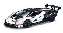 Игрушечная машина Bburago Lamborghini Essenza SCV12 18-28023, 1:24, белый цв./черный цв.