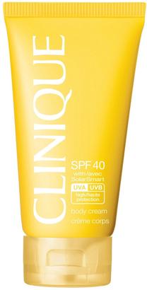 Pienelis įdegio priežiūrai Clinique Sunscreen Body SPF40, 150 ml