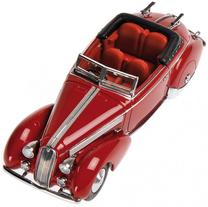Игрушечная машина Minichamps, красный цв.