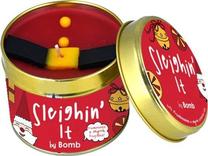 Žvakė, aromatinė Bomb Cosmetics Sleighin' It, 35 h, 237 g, raudona sp.