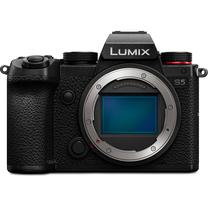 Skaitmeninis fotoaparatas Panasonic Lumix DC-S5 body, juoda sp.