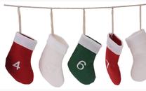 Advento kalendorius Socks DH8058410, 220 cm, įvairių spalvų
