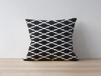 Dekoratyvinės pagalvėlės užvalkalas Mioli Decor 1122, balta sp./juoda sp., 43 cm x 43 cm
