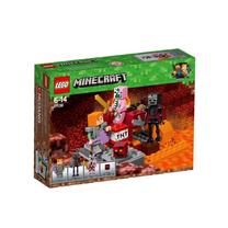Konstruktorius LEGO® Minecraft The Nether Fight 21139 21139, 84 vnt.