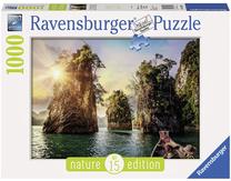 Dėlionė Ravensburger Three scales in Cheow, Thailand 13968, 70 cm x 50 cm, 1000 vnt., įvairių spalvų