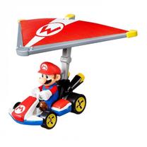 Žaislinis automobilis Mattel Hot Wheels Mario Kart - Mario Standard Kart GVD31, balta sp./juoda sp./raudona sp.