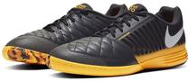 Futbolo bateliai Nike, 40.5