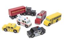 Игрушечная машина Le Toy Van TV268, белый цв./черный цв./красный цв.