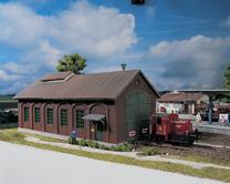 Железнодорожное депо Piko Locomotive Shed 61823, многоцветный