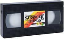Lampa Paladone Stranger Things VHS Logo, melna krās.