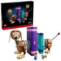 Konstruktorius LEGO® Disney „Žaislų istorijos“ šuniuko Slinkio knygų atramos 43301, 1311 vnt.