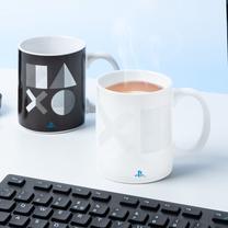 Krūzīte Paladone Playstation 5, balta krās./melna krās., 300 ml