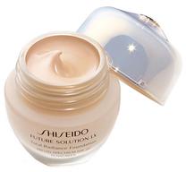 Skystas makiažo pagrindas Shiseido Future Solution LX, SPF 15, n2, 30 ml