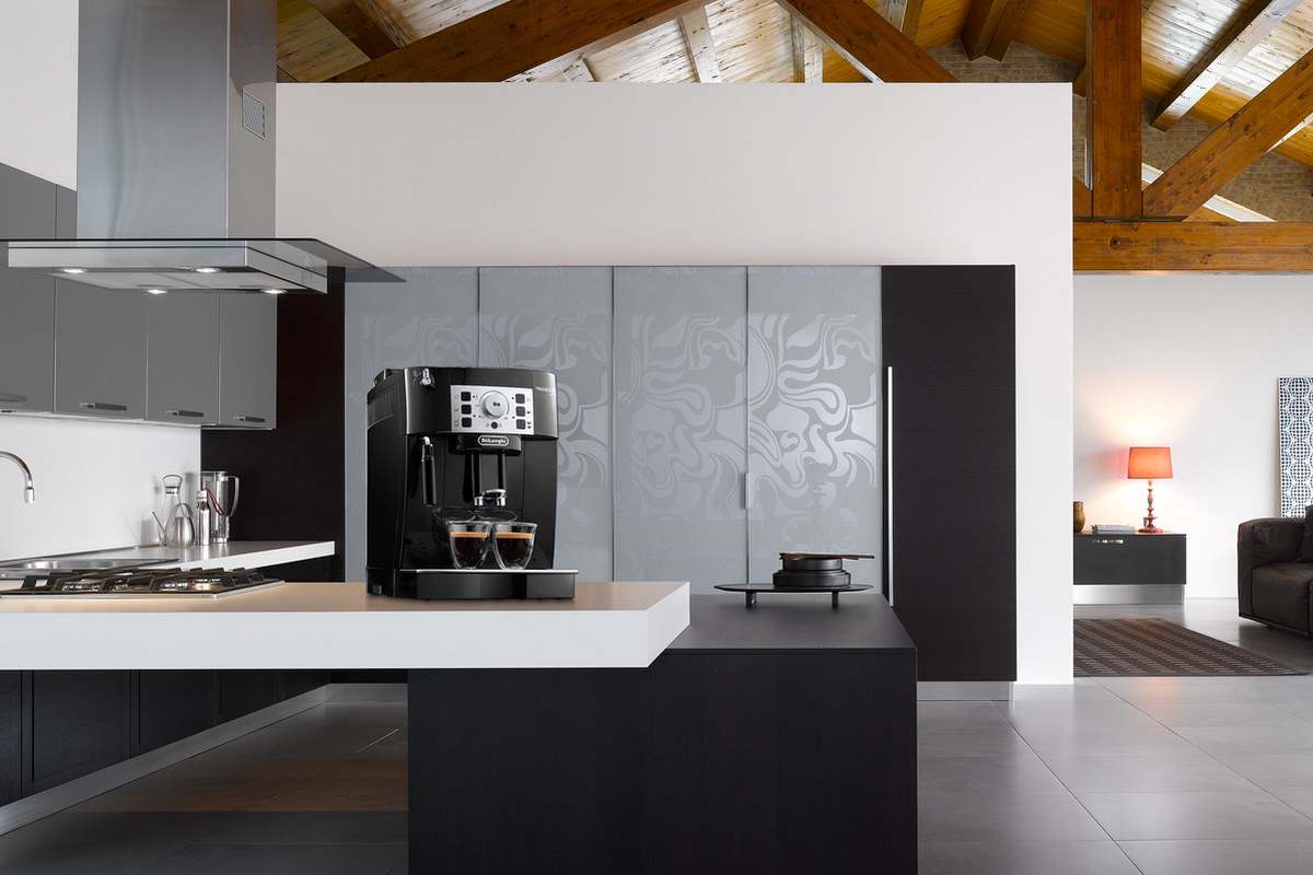 DeLonghi ECAM22.112.B