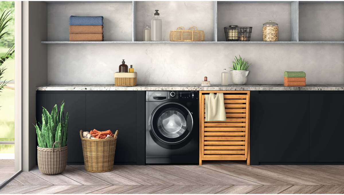 Veļas mašīna Hotpoint Ariston NLCD 948 BS A EU, 9 kg, melna krās.